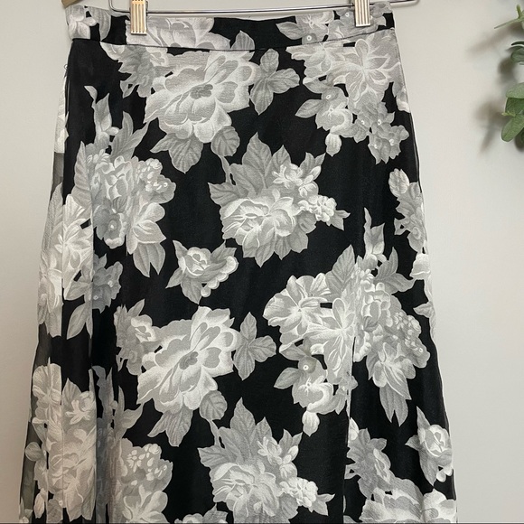 Zac Posen Floral Printed Organza Skirt - Picture 4 of 16